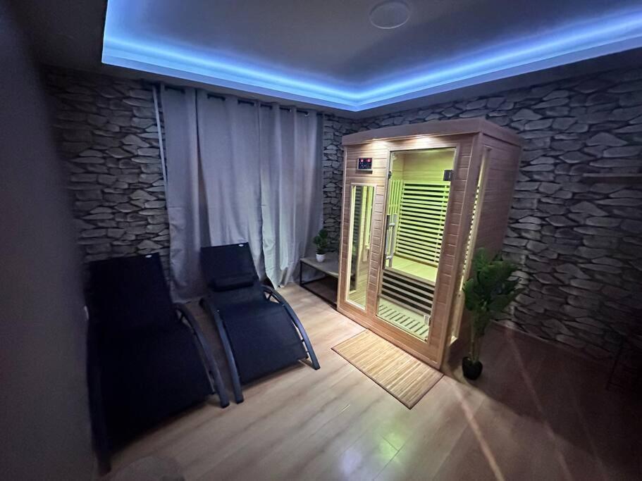 E Servagnat T3 Luxe Avec Sauna Jacuzzi Et Hammam เอแปร์เน ภายนอก รูปภาพ