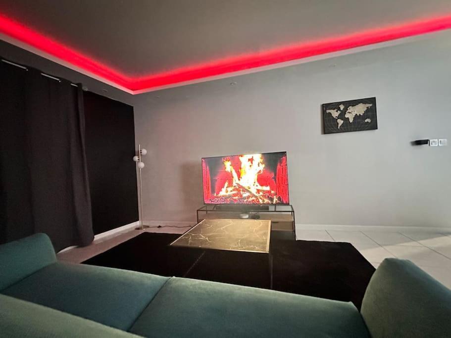 E Servagnat T3 Luxe Avec Sauna Jacuzzi Et Hammam เอแปร์เน ภายนอก รูปภาพ