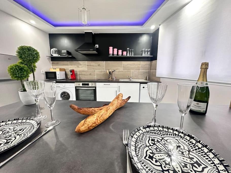 E Servagnat T3 Luxe Avec Sauna Jacuzzi Et Hammam เอแปร์เน ภายนอก รูปภาพ