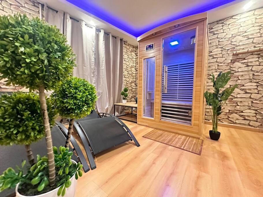 E Servagnat T3 Luxe Avec Sauna Jacuzzi Et Hammam เอแปร์เน ภายนอก รูปภาพ